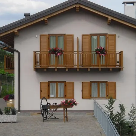 Frühstückspension Agritur Veduta 4*